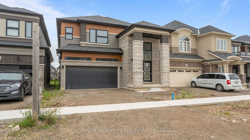 home for lease on 36 Dennis Avenue