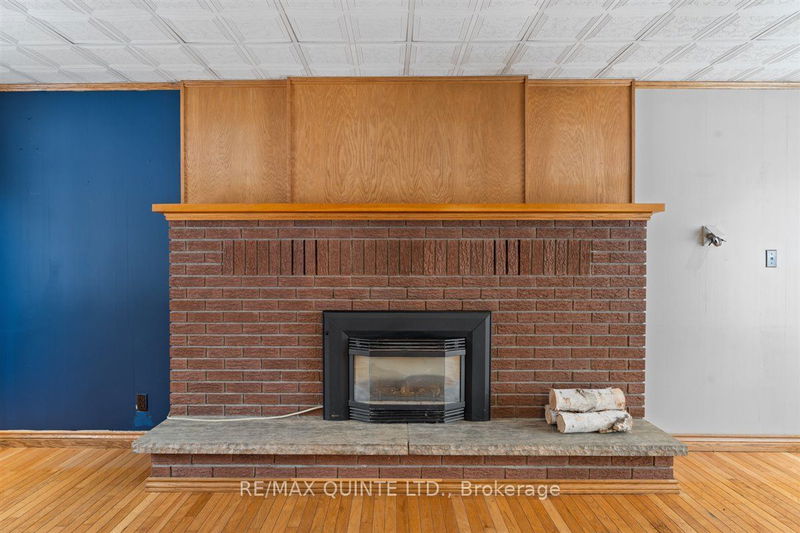 584 Highway 33  W Quinte West, K8V 5P6 | Image 14