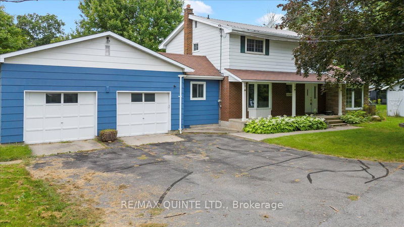 584 Highway 33  W Quinte West, K8V 5P6 | Image 2