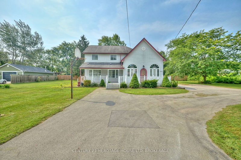 home for sale on 3205 Poplar Avenue
