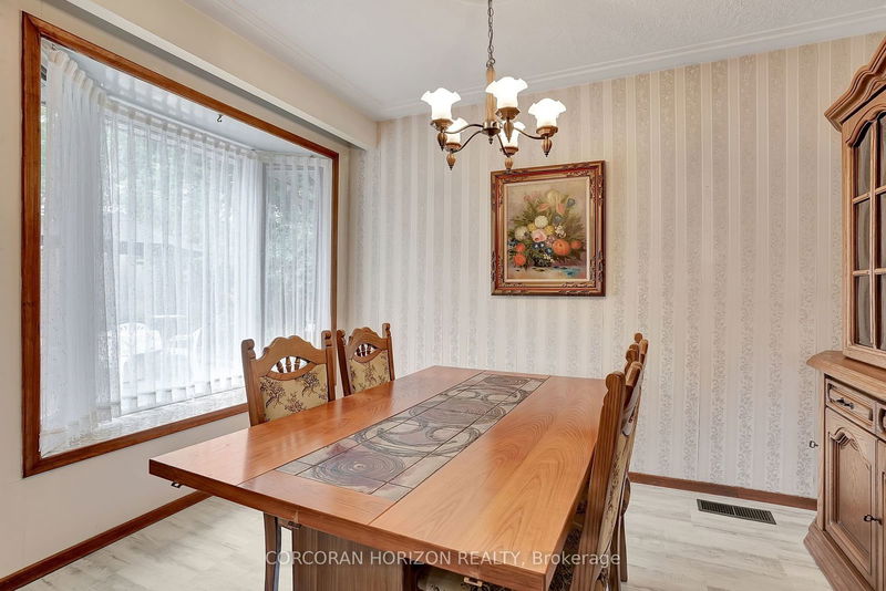 94 Harold Ave  Kitchener, N2A 2H8 | Image 12