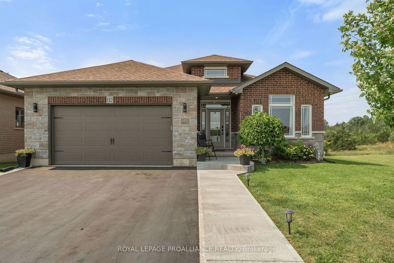 132 Cherrywood Pkwy  Greater Napanee, K7R 3A1 | Image 2