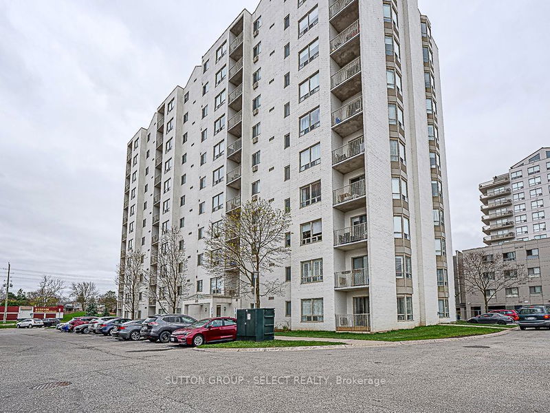 home for lease on 707-333 Commissioners Road W