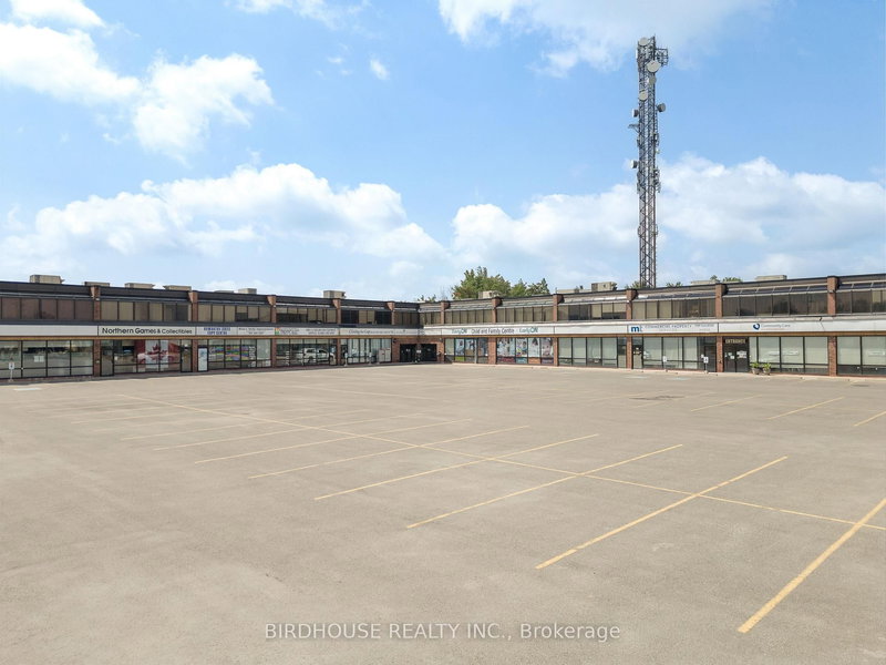 214 - 55 Mary St W, Kawartha Lakes, K9V 5Z6 | Image 2