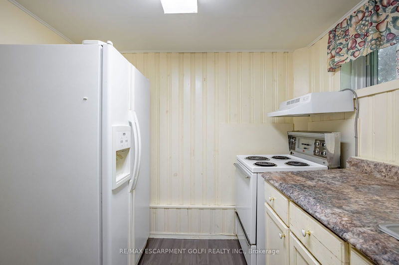 136 Glen Rd  Hamilton, L8S 3M9 | Image 25