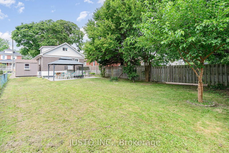 4566 Sixth Ave  Niagara Falls, L2E 4T3 | Image 25