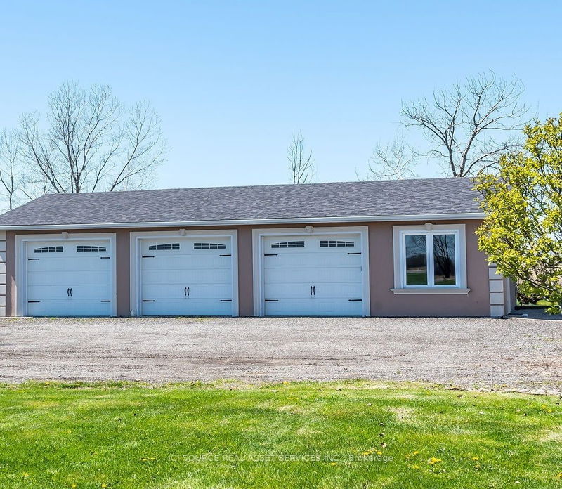 1413 Stoney Creek Rd  Haldimand, N3W 1R1 | Image 2