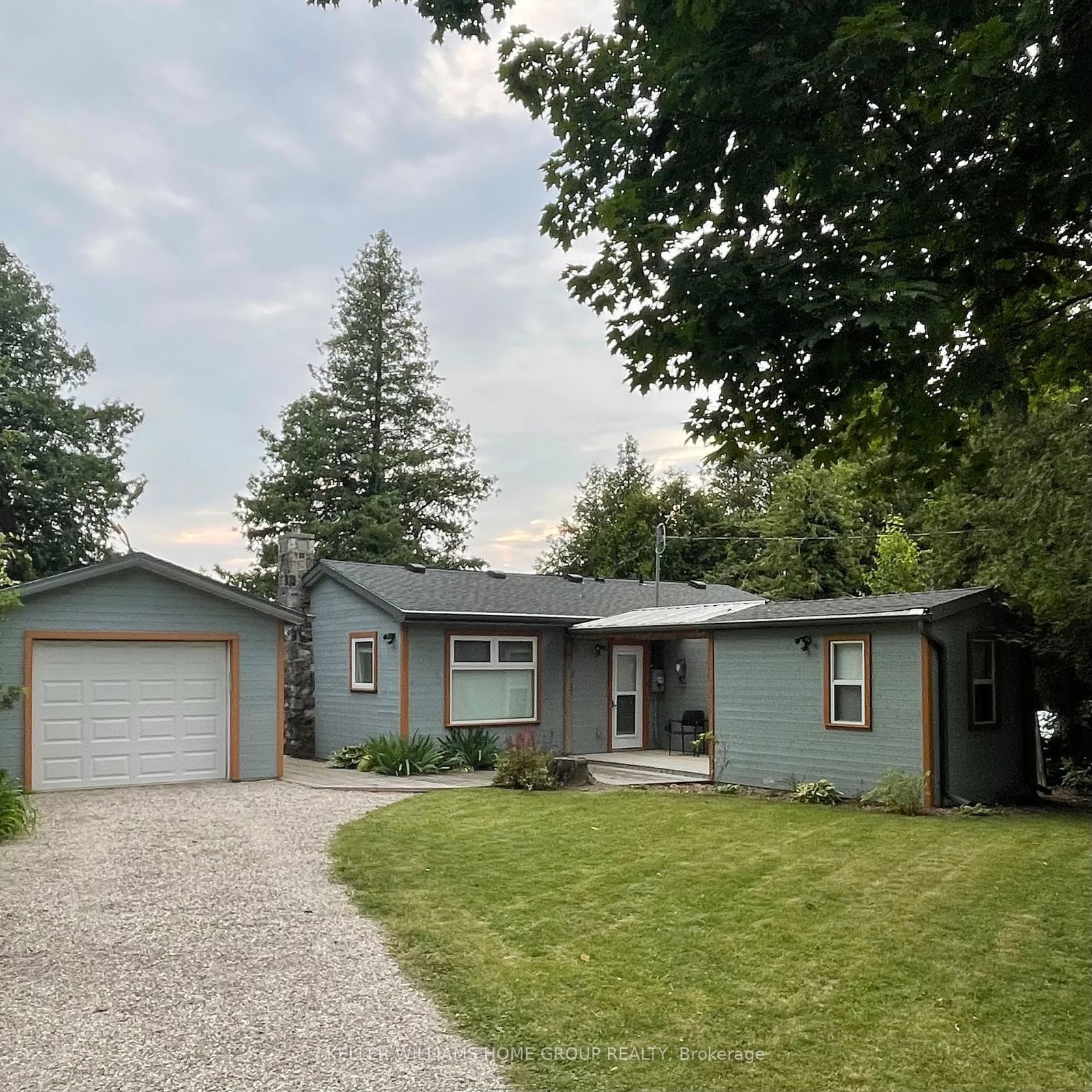 Detached House sold at 78341 John Street, Central Huron, Goderich, N0M 1G0 - MLS: X9263484