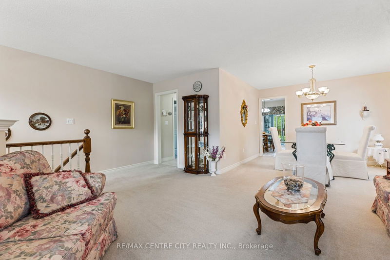 32 SYMPHONY Crt  Central Elgin, N5P 4K1 | Image 5