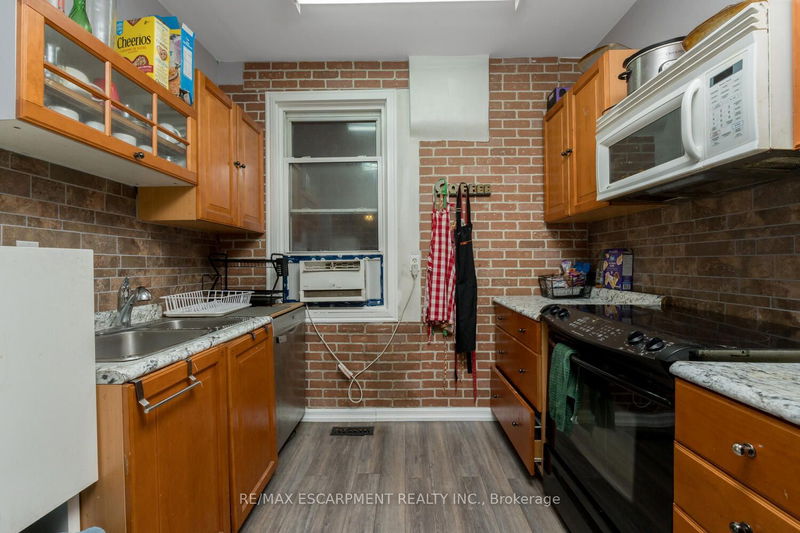 236 GROSVENOR Ave N Hamilton, L8L 7S9 | Image 14