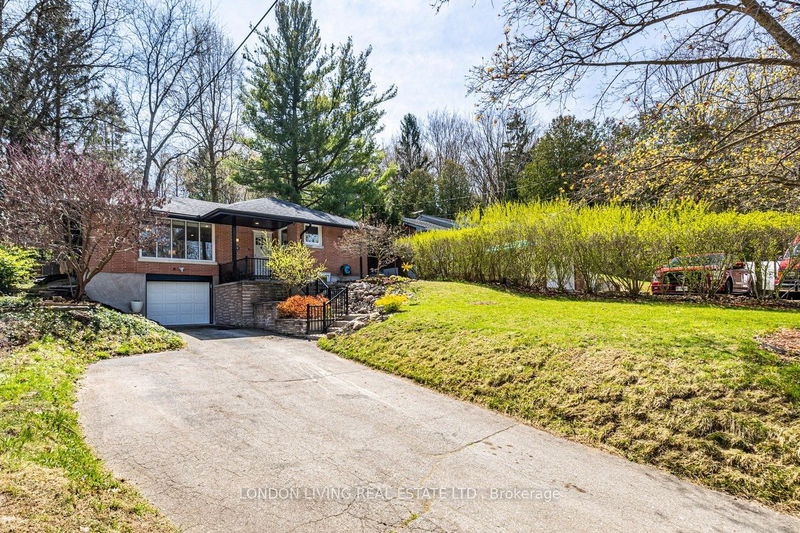 home for sale on 782 Springbank Drive