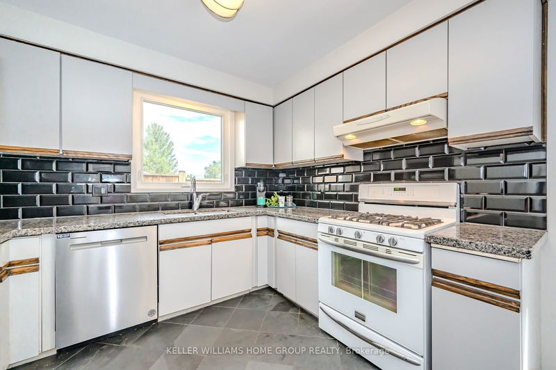 11 Wiltshire Pl  Guelph, N1H 8B1 | Image 20