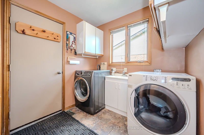 11 Wiltshire Pl  Guelph, N1H 8B1 | Image 34