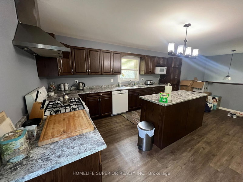 985 Twiddy Rd, Limoges, K0K 2M0 | Image 3