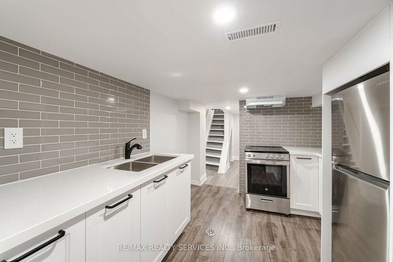 84 Clinton St  Hamilton, L8L 3K2 | Image 30