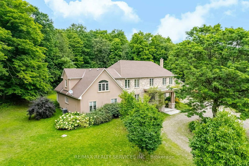 home for sale on 5917 Sixth Line