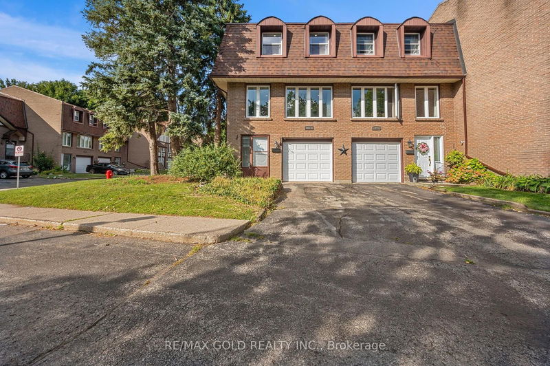 home for sale on 22-49 Cedarwoods Crescent