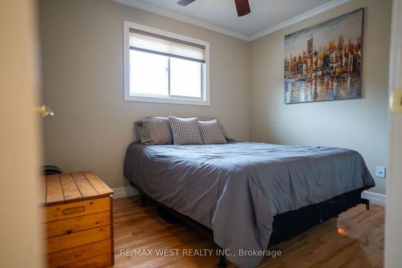 786 8th St E Owen Sound, N4K 1L9 | Image 23