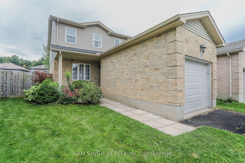 home for sale on 1116 Kimball Crescent