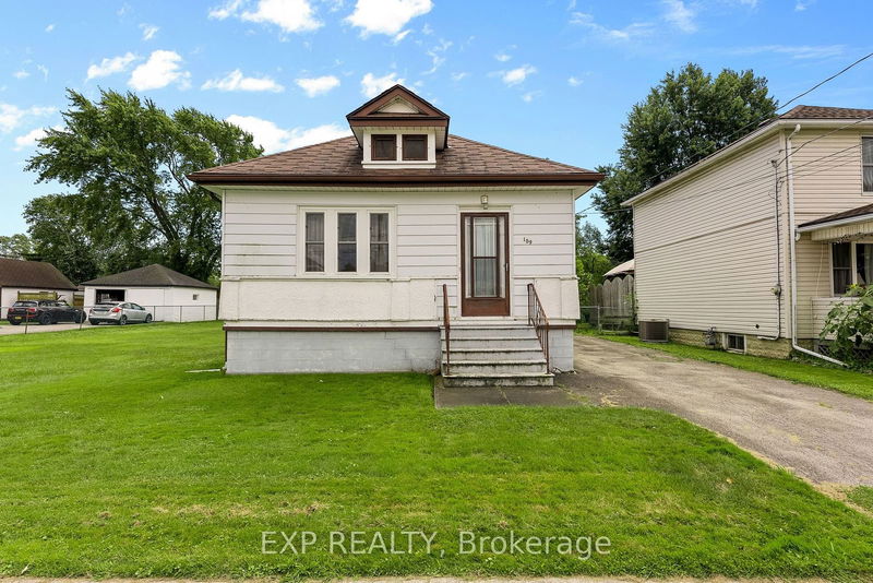 home for sale on 159 Killaly Street E