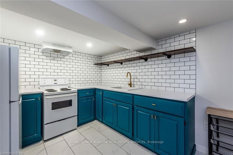 home for lease on Lower-257 East 17th Street