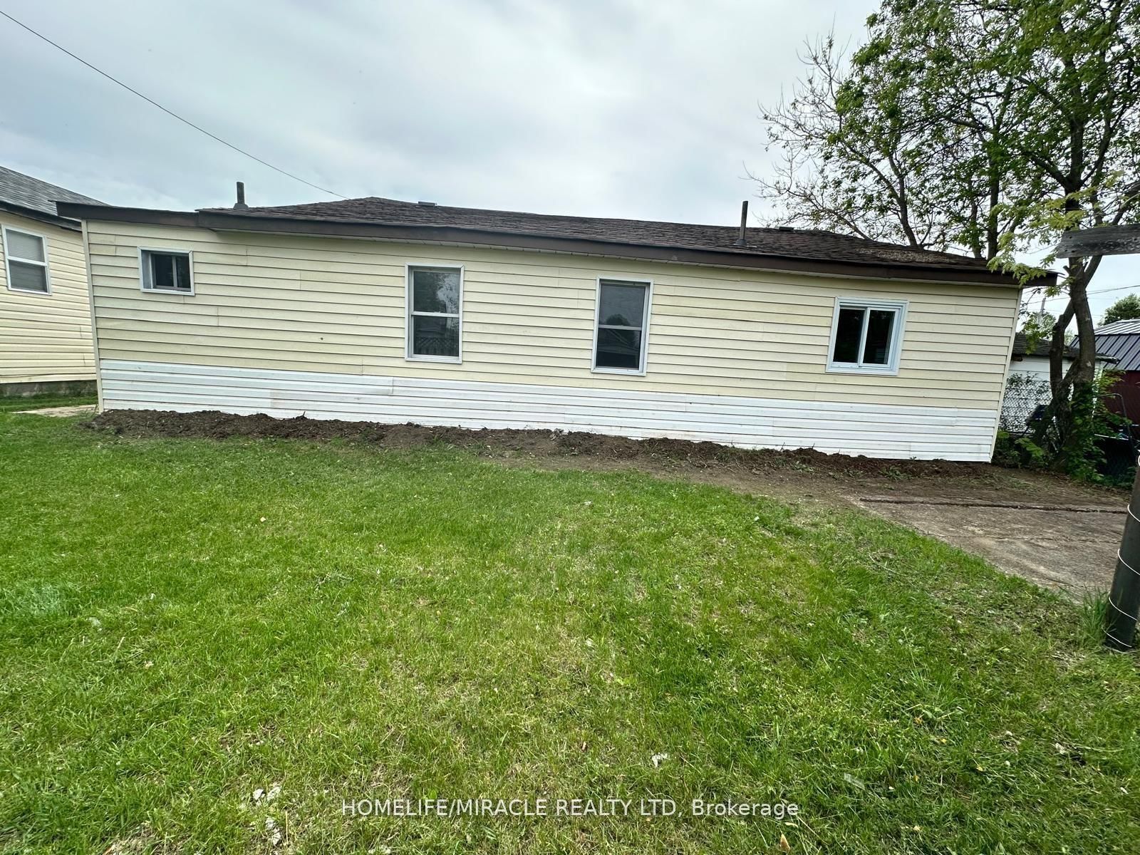 Listing Image 37