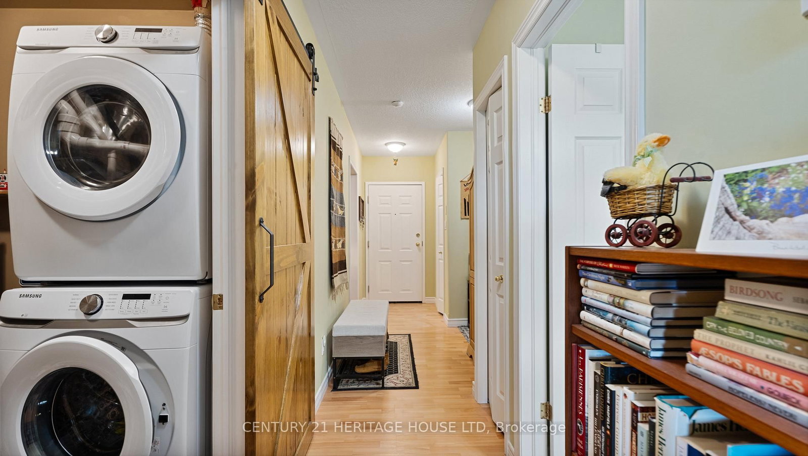 Listing Image 8
