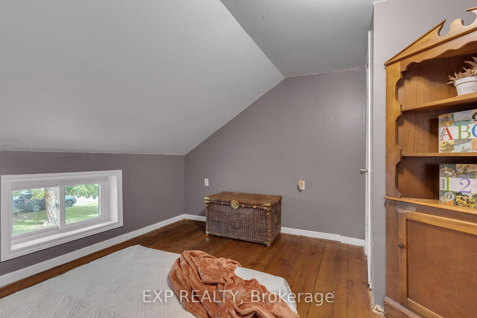 Listing Image 31