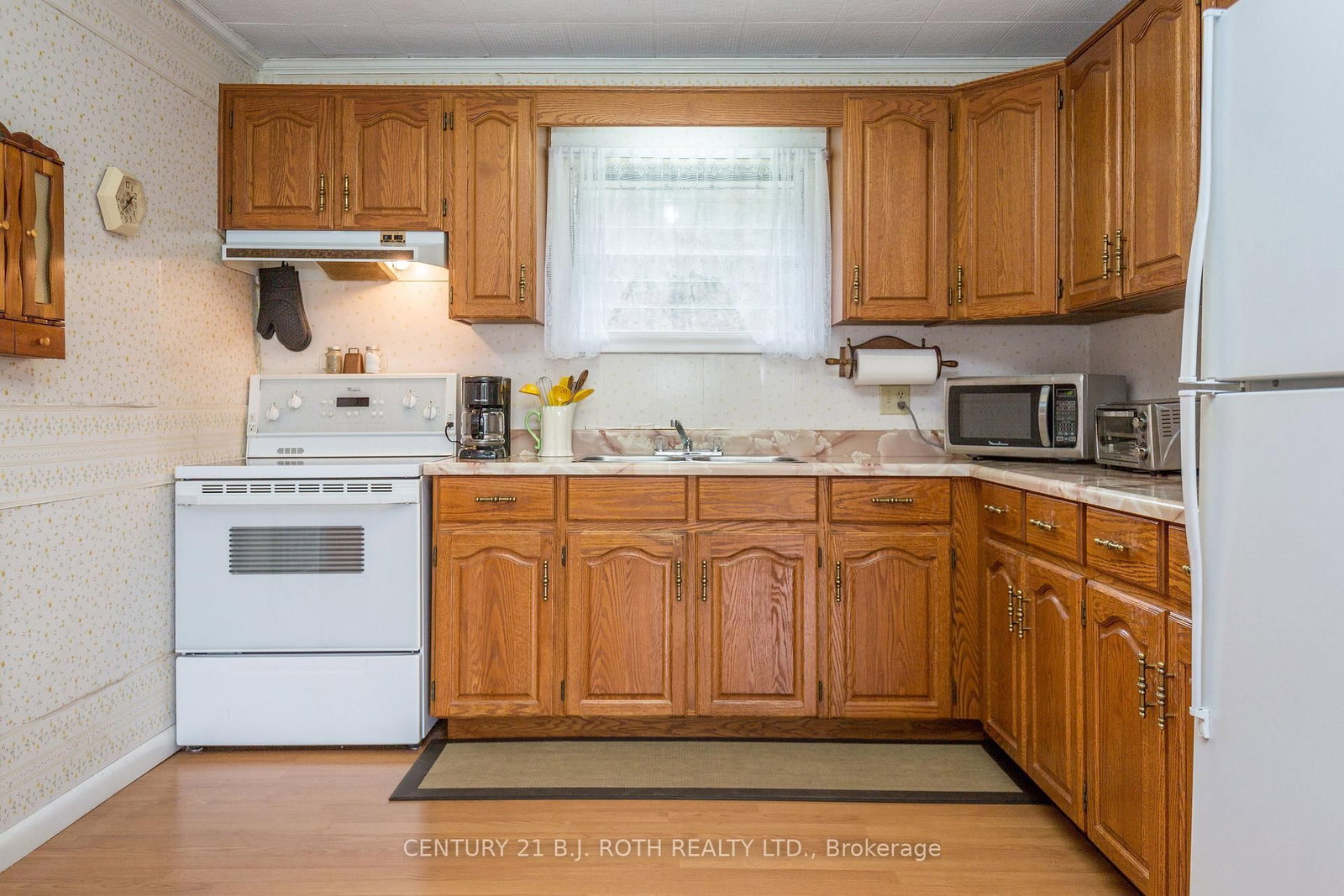 Listing Image 19