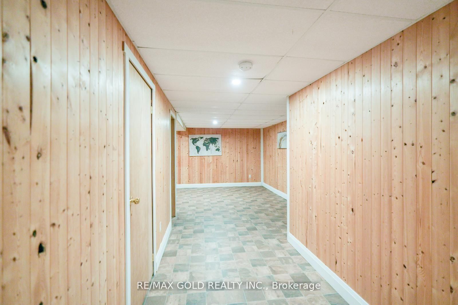 Listing Image 36