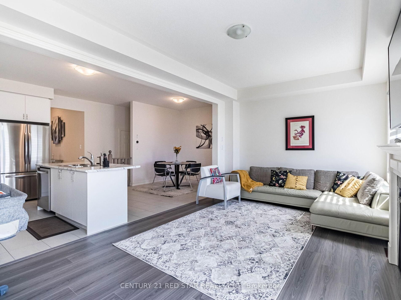 Listing Image 15