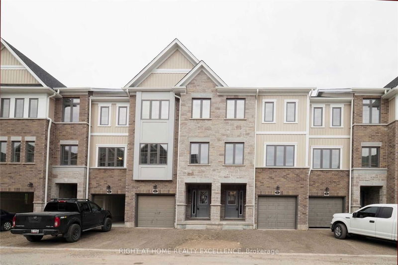 home for lease on 20 Bank Swallow Crescent