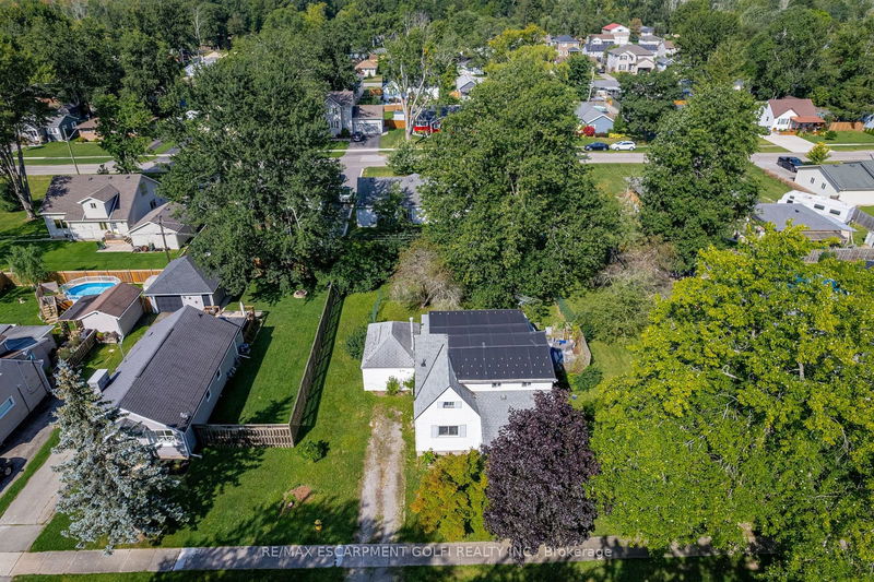 423 Parkdale Ave  Fort Erie, L2A 5A7 | Image 28