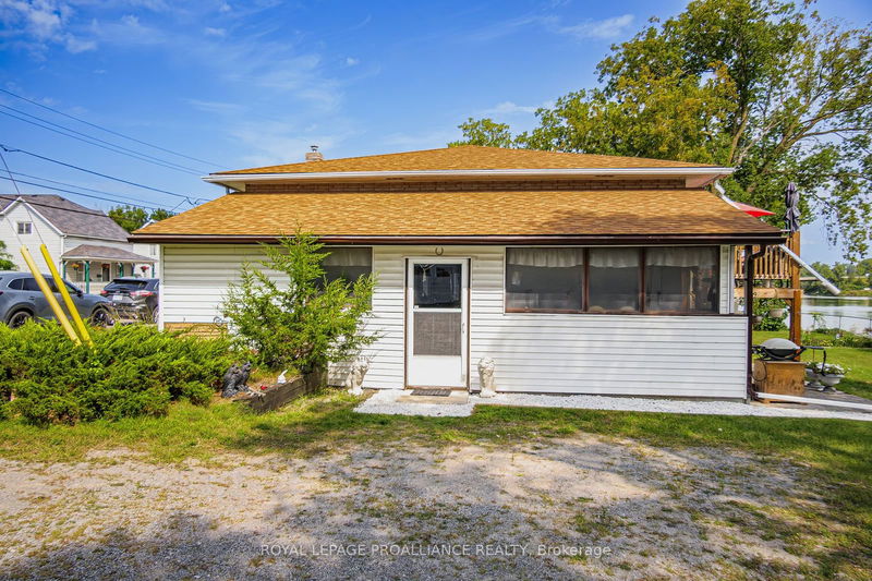 65 South Trent St  Quinte West, K0K 2C0 | Image 1