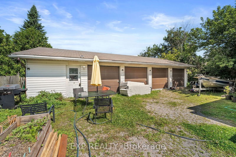 4 Mary St W Kawartha Lakes, K9V 2N4 | Image 12