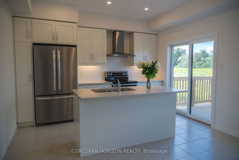 home for lease on 11 Sora Lane