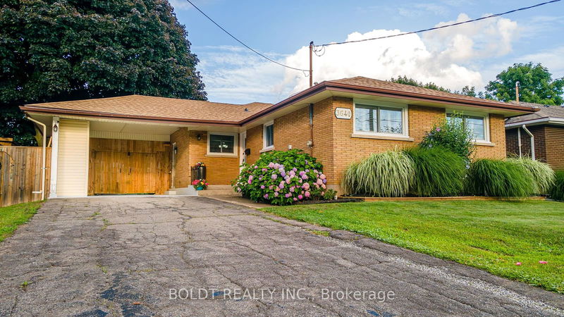 home for sale on 3640 Arlington Avenue