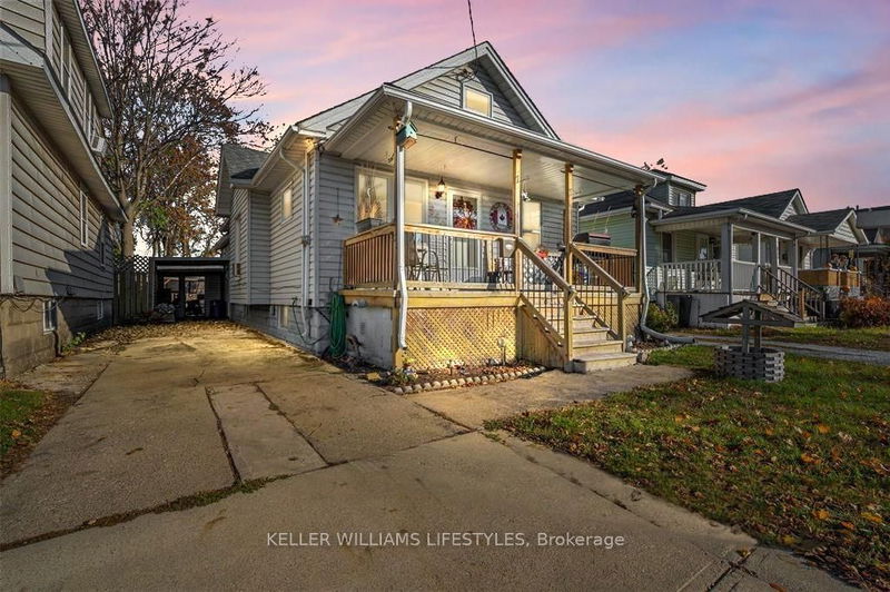 home for sale on 356 EXMOUTH Street