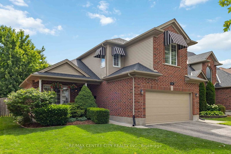 home for sale on 71 Meadowsweet Crescent