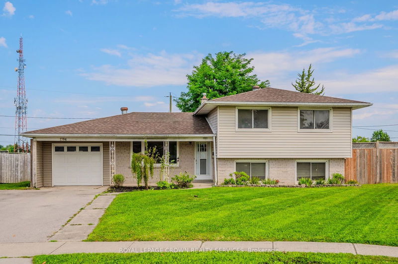 home for sale on 1704 Holley Crescent