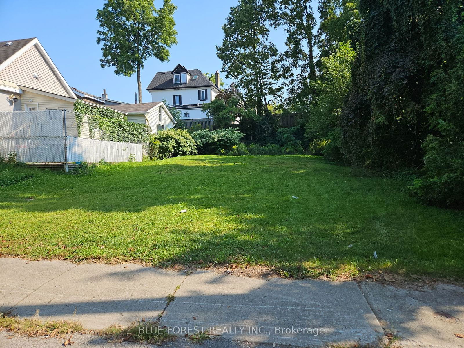 Vacant Land sold at 9 Front Street, London, South F, N6C 4J7 - MLS: X9271166