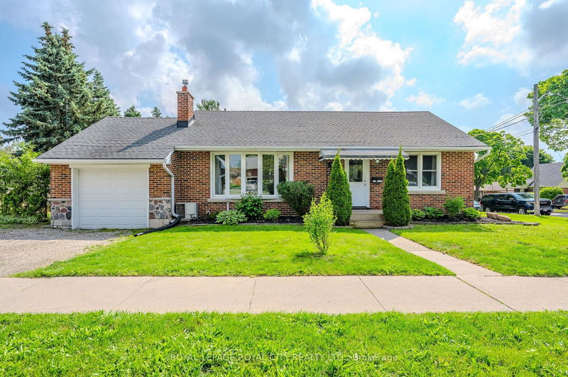 home for sale on 208 Delhi Street