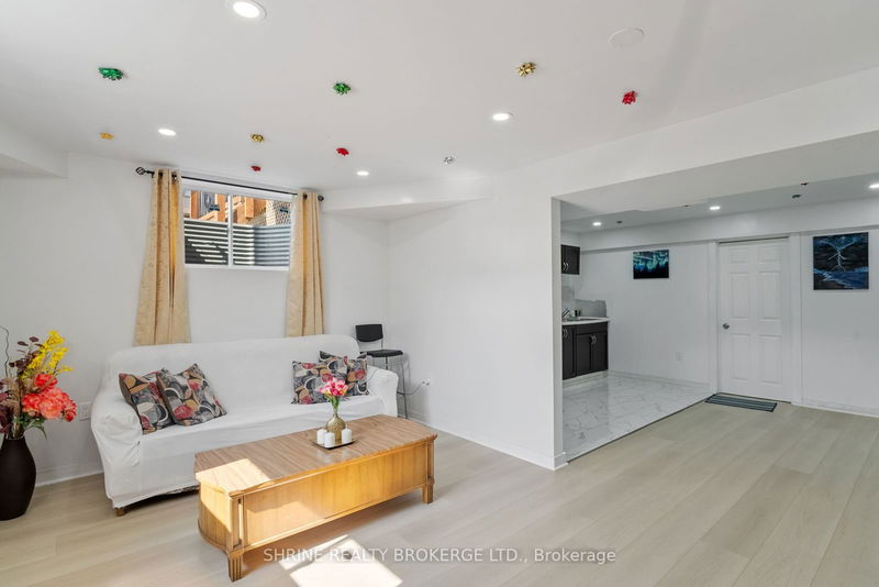 1552 Sandridge Ave  London, N5X 0G5 | Image 32