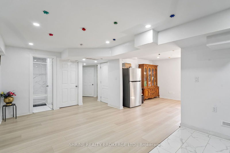 1552 Sandridge Ave  London, N5X 0G5 | Image 33