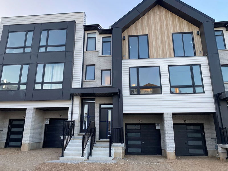 home for lease on 54-55 Tom Brown Drive