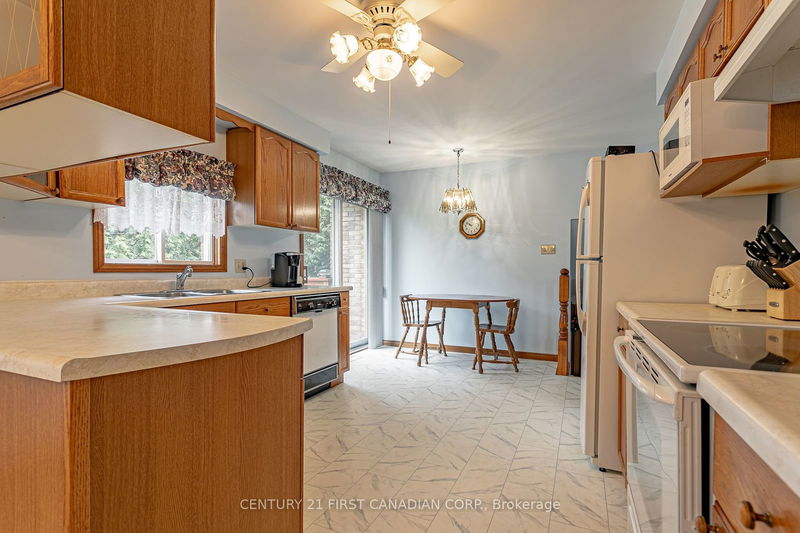 17990 Evelyn Dr  Thames Centre, N0M 2M0 | Image 12