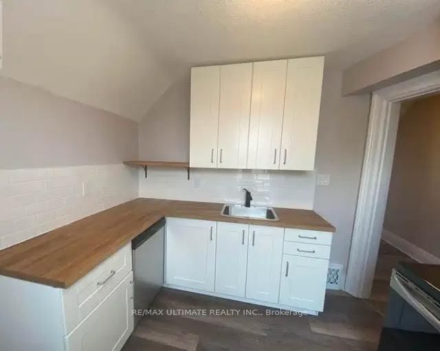 282 Brant Ave N, Brantford, N3T 3J7 | Image 3