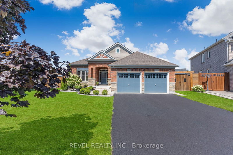 6367 Connor Cres  Niagara Falls, L2H 0C8 | Image 1