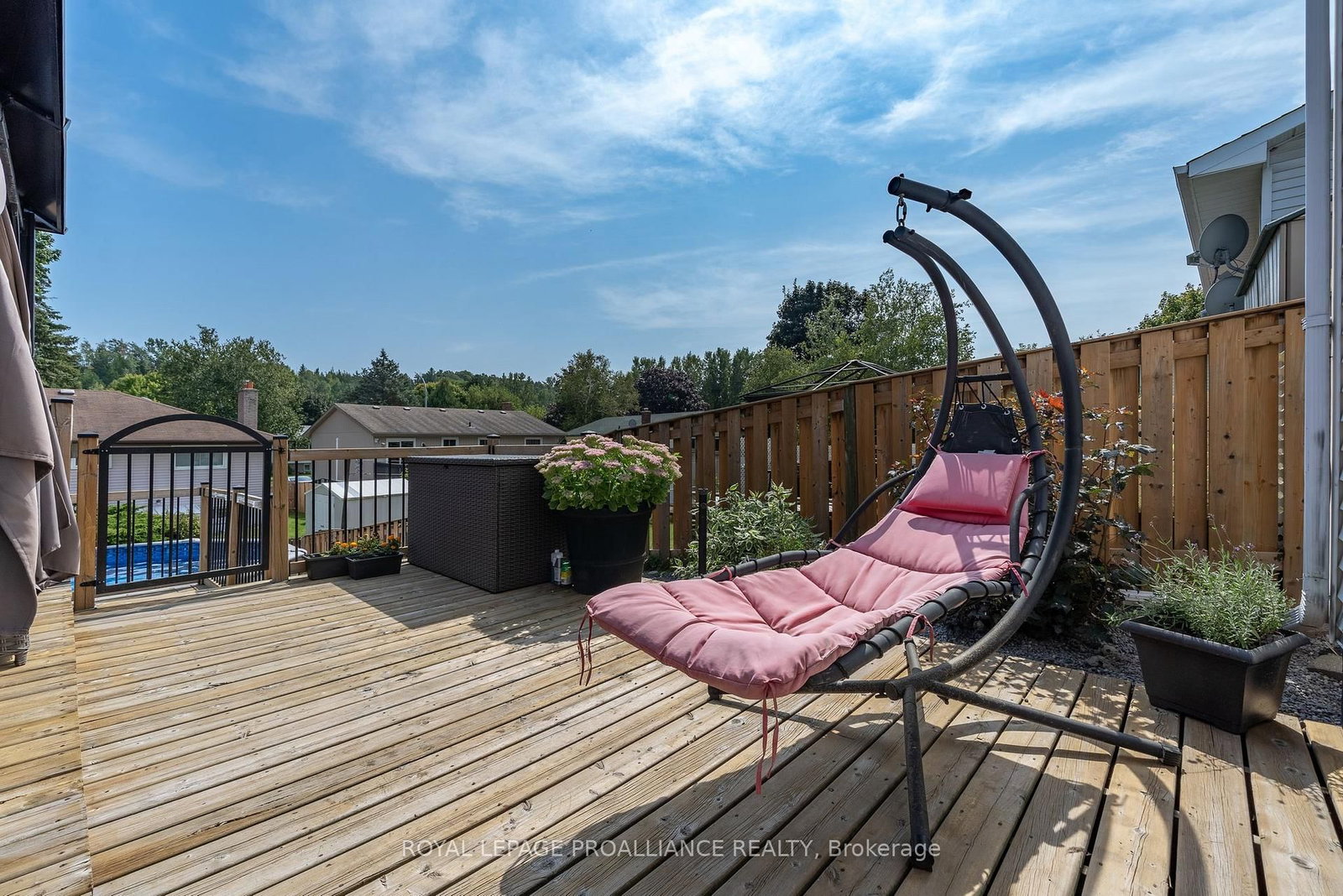 Listing Image 29