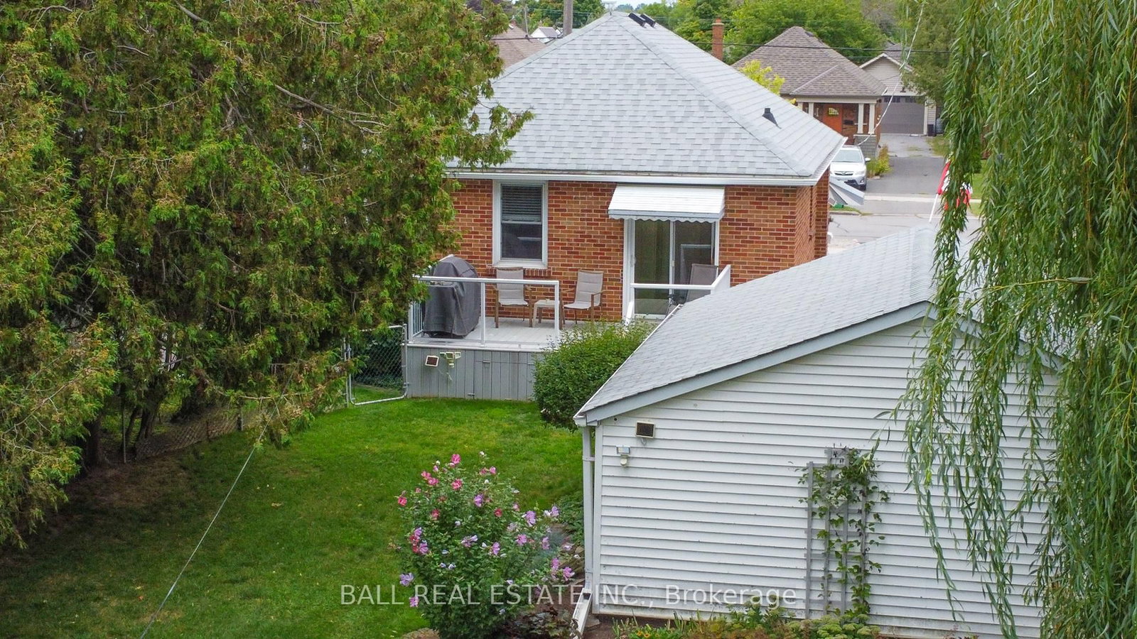 Listing Image 9